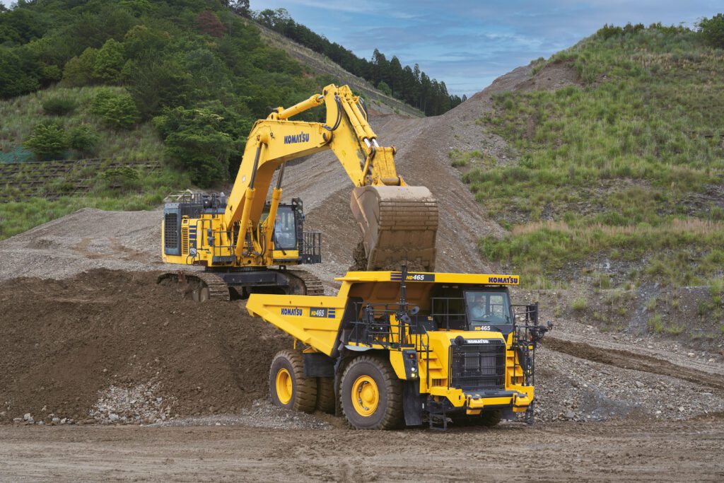 Самоскид Komatsu HD465-8